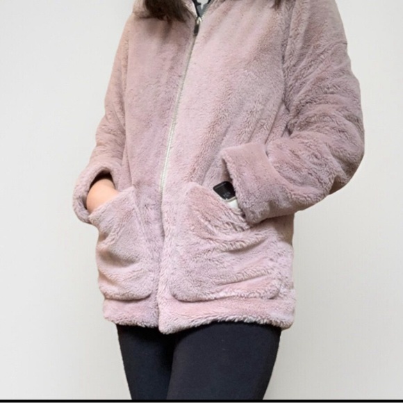 Altar’d State Pink Rose Faux Fur Full Zip Jacket, Blush Size Medium Fur Coat - Picture 1 of 8